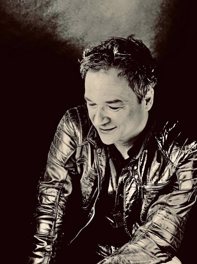 Stephan Bauer – Am Ende der Nerven und noch so viel Ehe übrig im thalhaus Theater Wiesbaden