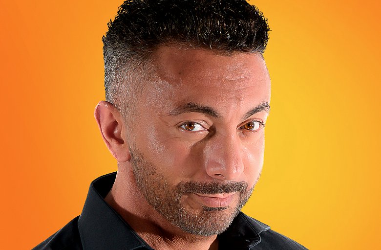 Özgür Cebe – Geist ist geil im thalhaus Theater Wiesbaden