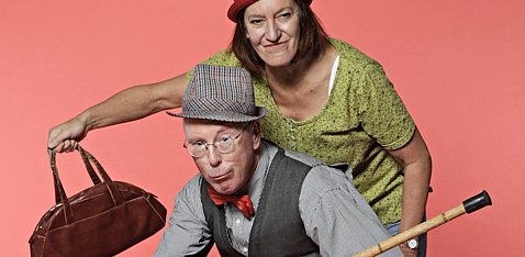 KABBARATZ – Zähne wie Sterne: nachts kommen sie raus! im thalhaus Theater Wiesbaden