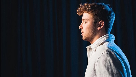 Ben Schafmeister – Ein Tic Anders im thalhaus Theater Wiesbaden