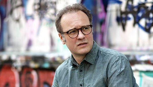 René Sydow – Sie dürfen sich wieder setzen im thalhaus Theater Wiesbaden
