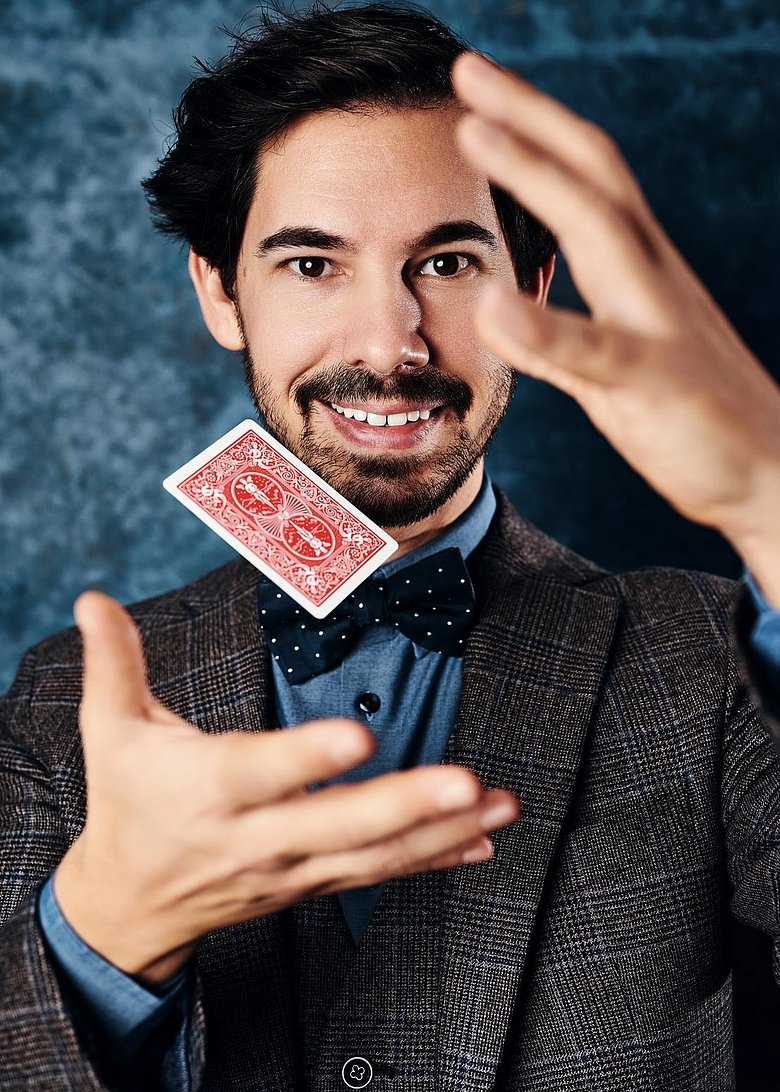 Alexander Merk – Wie ich nicht Zauberer wurde im thalhaus Theater Wiesbaden